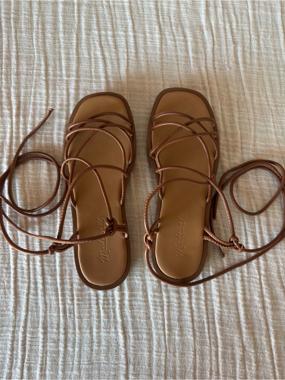 Madewell Brown Leather Strappy Lace-Up Flat Sandals 🌾